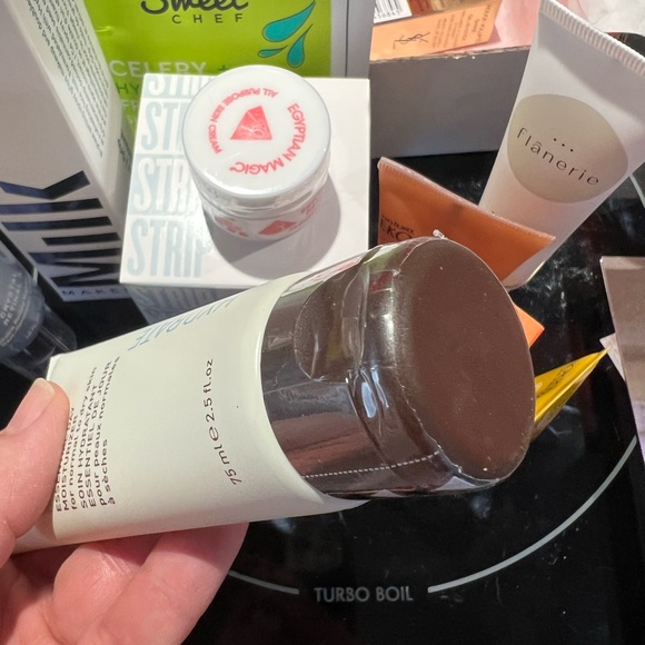 NWT AHAVA time to hydrate essential day moisturizer for normal to dry skin. - Picture 8 of 12